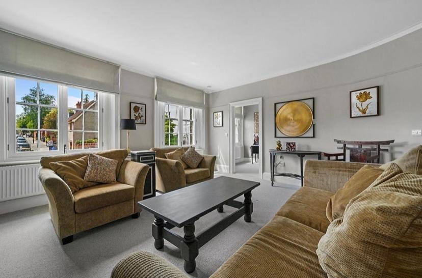 119 Northgate St - Delightful One Bedroom Apartment With Fantastic Living Space Bury St. Edmunds Eksteriør billede
